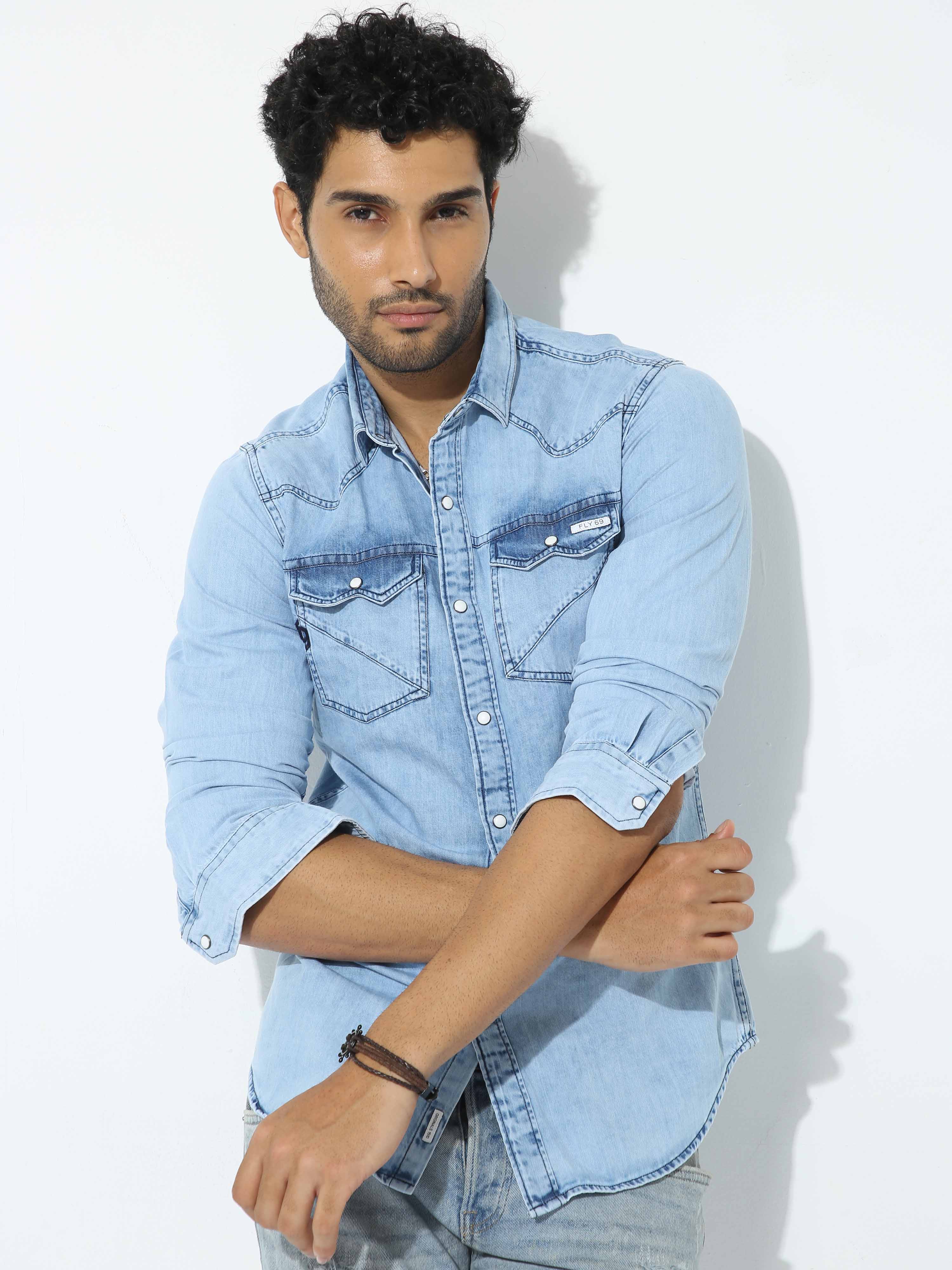 thisisneverthat - Denim Shirt in Washed Blue – stoy